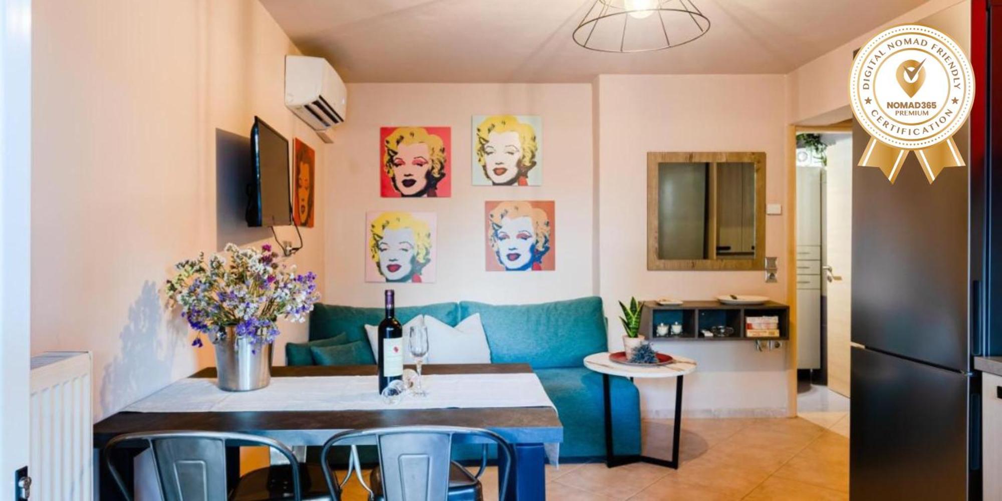 Urban Living, Minicasa Nomad - Kalamata's Hideaway Holiday home